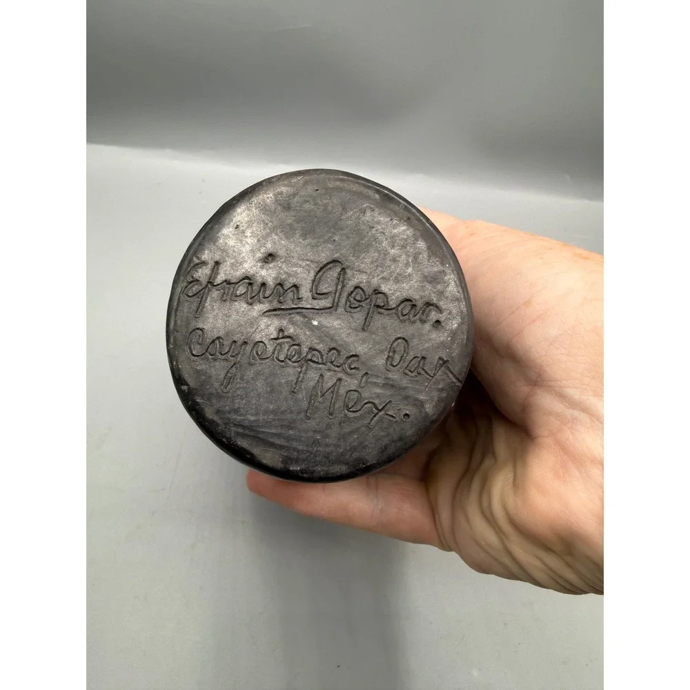 Unmarked handcrafted barro